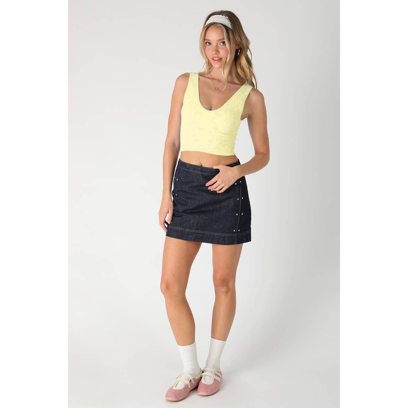 Lace V Neck Tank Top: Pale Banana