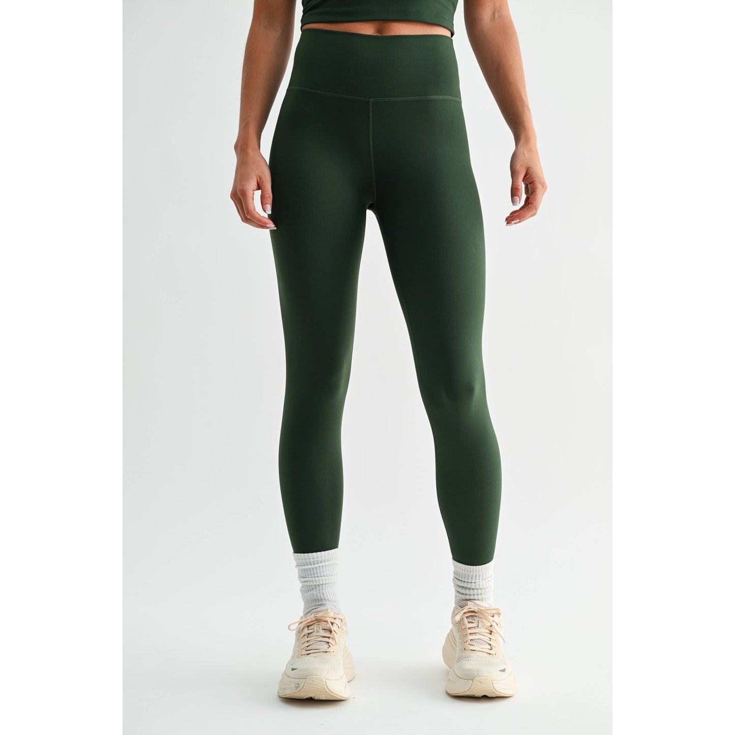 Malibu Cloud Light Contour High-Waisted Leggings: FOREST GREEN
