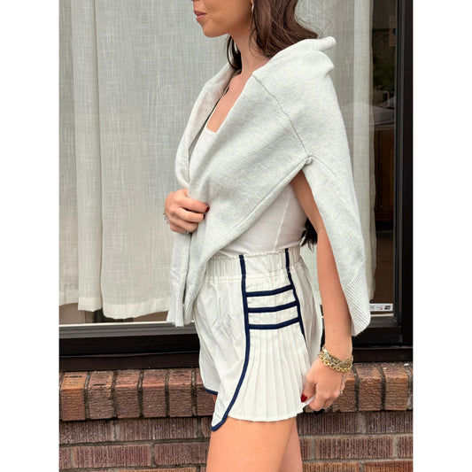 Pleated Active Shorts: White