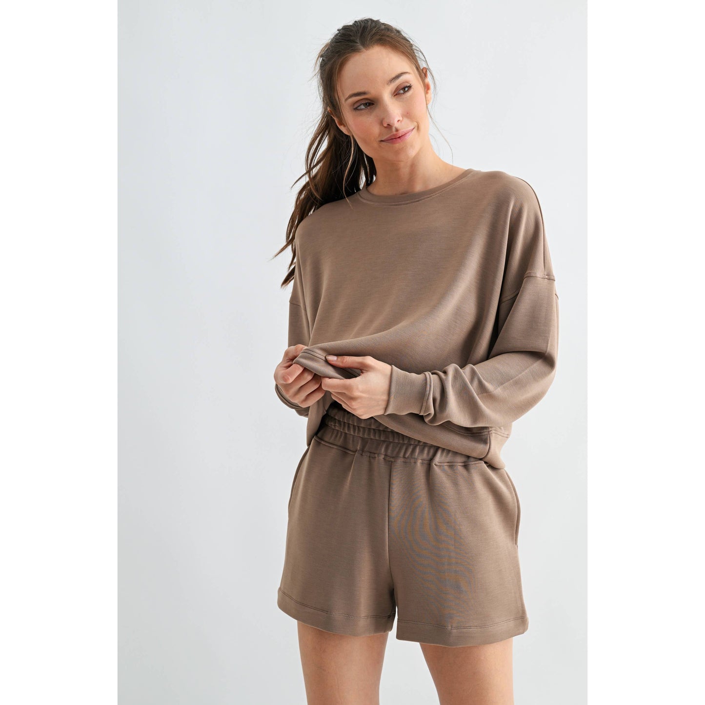 Laguna Dropped Shoulder Sweatshirt: SILKEN TAUPE