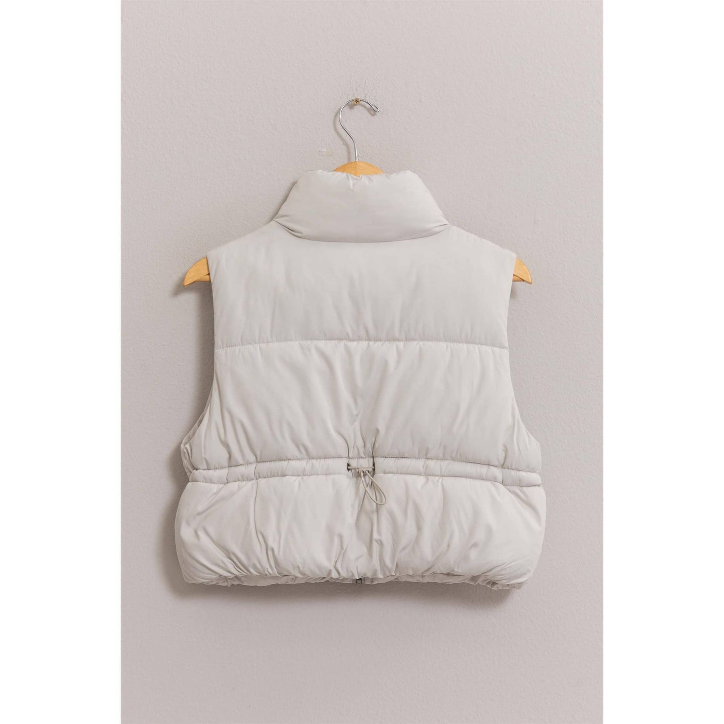 Cropped Zipper Closure Puffer Vest: creamy grey